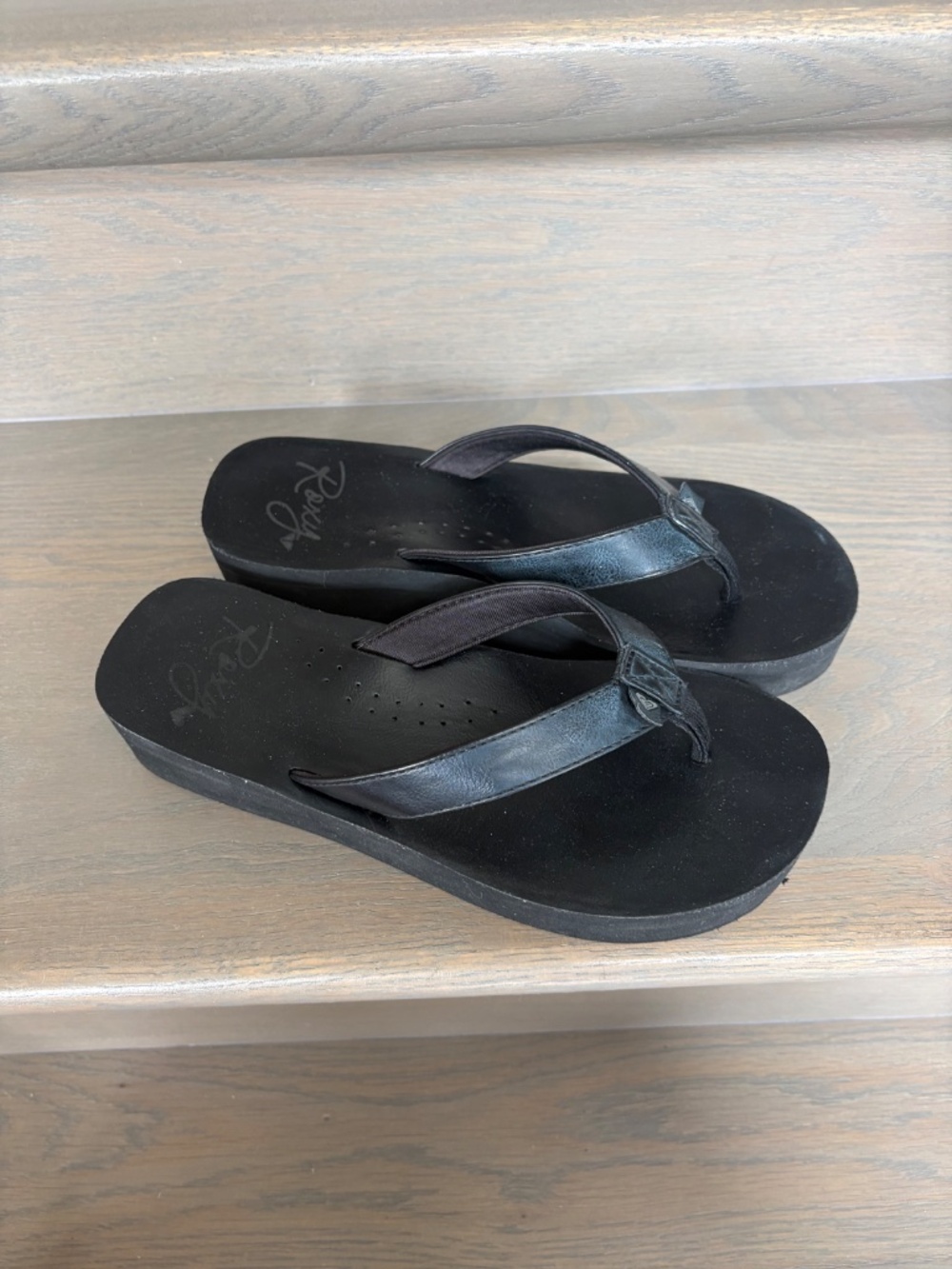 Roxy Wedge Flip Flops